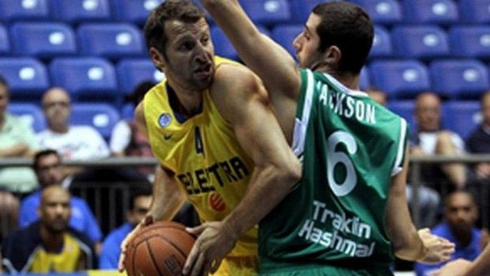 Τα ηνία στον Παπαλουκά