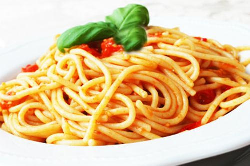 Κοτόπουλο με μακαρόνια για πρωινό