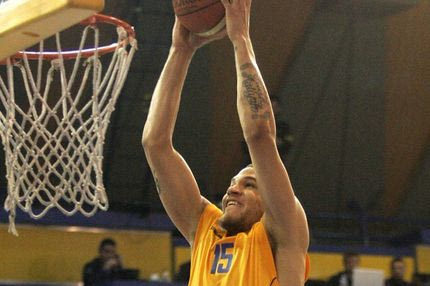 Δέχθηκαν να προπονηθούν Ρόμπι, Σκοτ