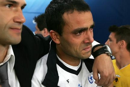 Κλαίγοντας ζήτησε συγγνώμη από τον Σαρμιέντο ο Μουνιόθ