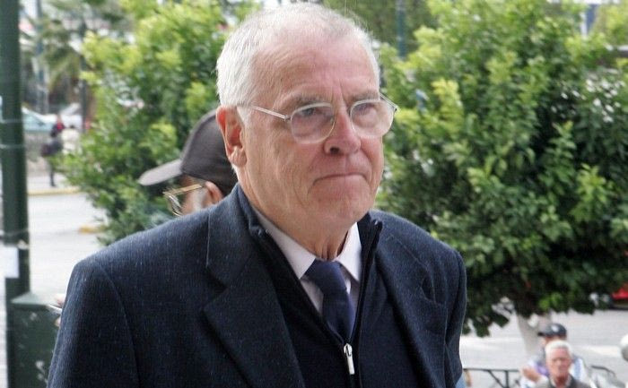 Θεοδωρίδης: “Απ’ αυτούς θα χάσουμε;”