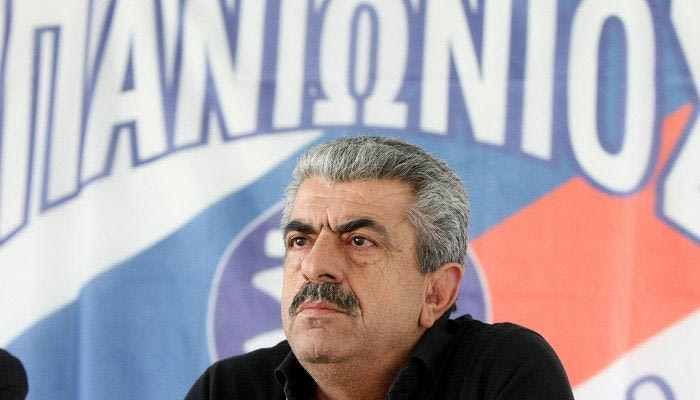 Σε ξένο γήπεδο…