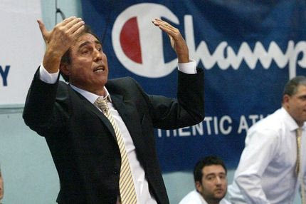 Αλεξανδρής: “Γιατί βρίζουν τις μάνες μας και εμένα;”