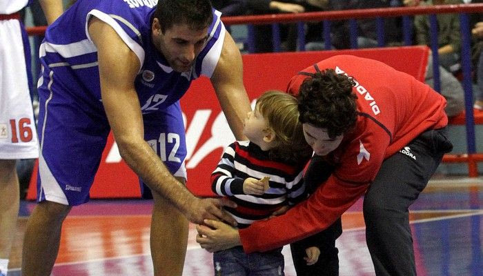 Μικρός εισβολέας!