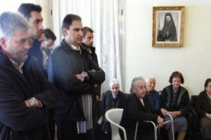 Επίσκεψη στο Δεκάζειο Γηροκομείο
