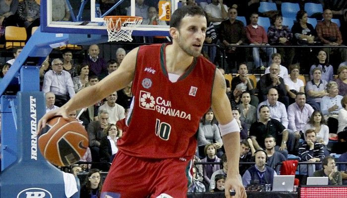 Άλλος ένας βετεράνος στην Καντού