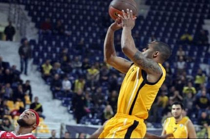 Τζέιμς: “Γουστάρω να παίζω για Άρη και Αλεξανδρή”