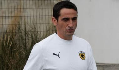 Αδαμίδης: “Η ΑΕΚ γυρίζει σελίδα”. Με κόσμο η πρώτη προπόνηση του Χιμένεθ (pics)