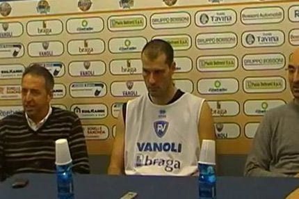 Πρωτευουσιάνος ο Κακιούζης