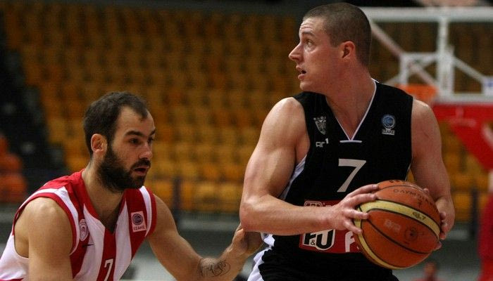 Φέρνει ΜακΓκραθ