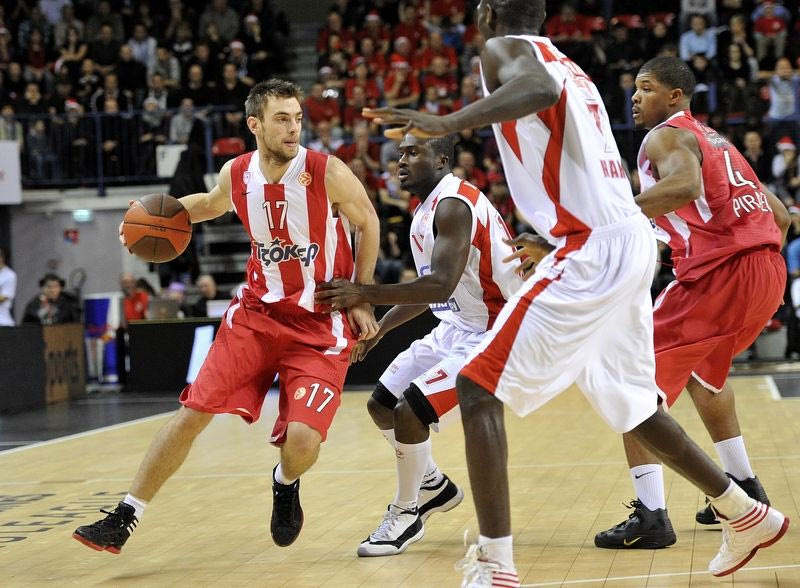 Θλάση ο Μάντζαρης, καλύτερα ο Λουκάς