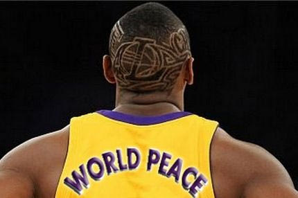 Τα μαρτίνις του Metta World Peace και τα 0/8 σουτ