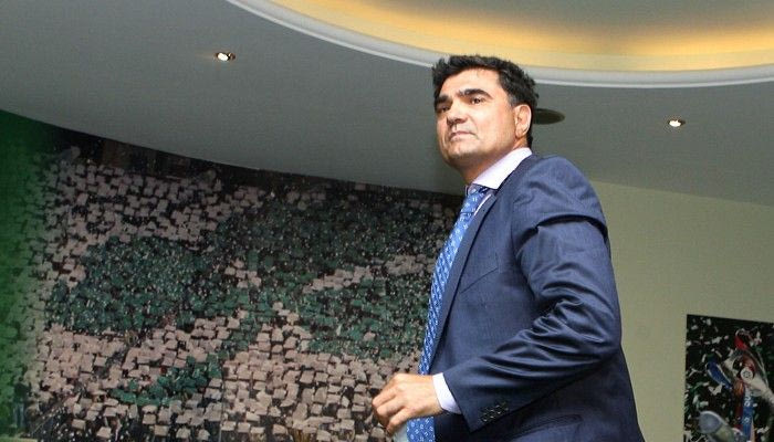 Θύρα 13 κατά Τζίγκερ