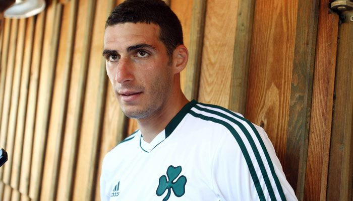 Στα Σπάτα ο Πετρόπουλος, οριστική η συμφωνία με ΑΕΚ