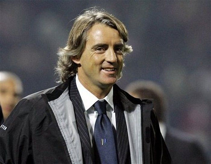 Ο Μαντσίνι πίνει στην υγειά του Φέργκιουσον!