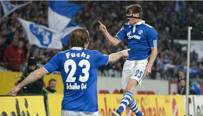 15η αγ.: Πλησίασε στη 2η θέση η Σάλκε