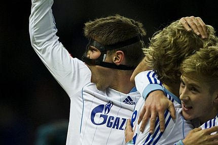 16η αγ.: Πέρασε από το Βερολίνο η Σάλκε