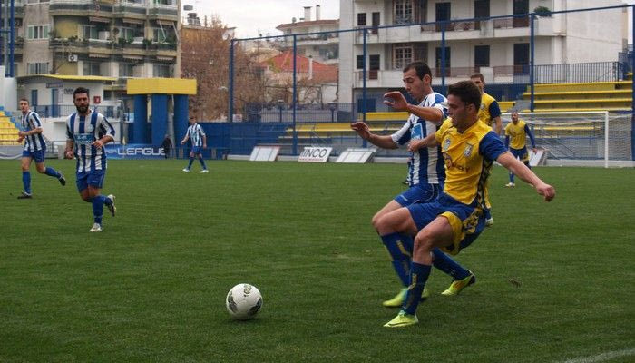 Φόβοι για Θεοδωρίδη, δοκιμάστηκε δεξιά ο Σιόντης