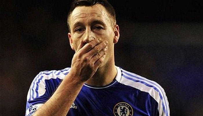 Οι παίκτες στηρίζουν τον Τέρι, η διοίκηση όχι