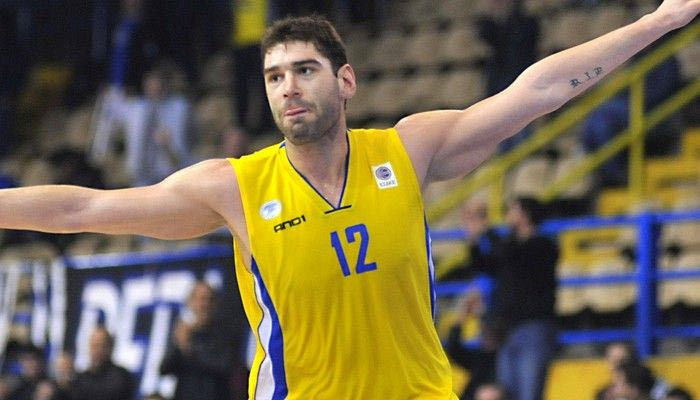 Χριστουγεννιάτικο δώρο ο Τσιάκος