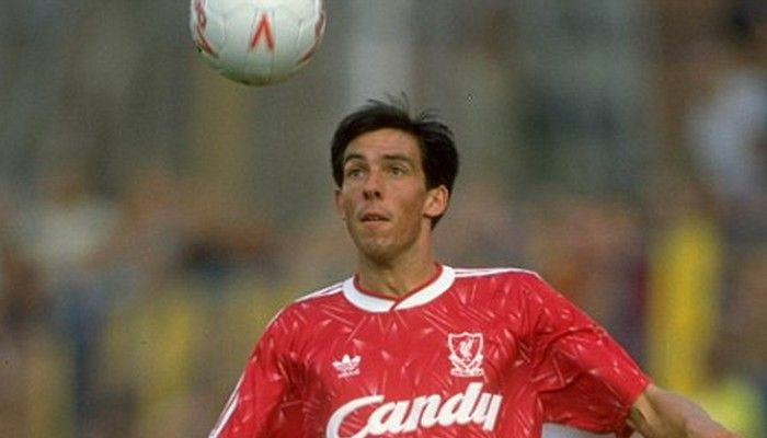 Το Λίβερπουλ θρηνεί για τον Γκάρι Άμπλετ