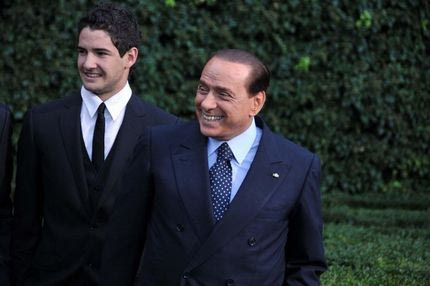 Ο Μπερλουσκόνι στέλνει τον Τέβες στην Ίντερ