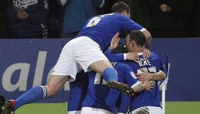 Στον τελικό η Κάρντιφ