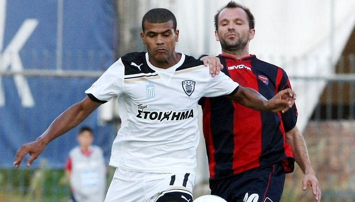 Ο… εκτεθειμένος Ετο