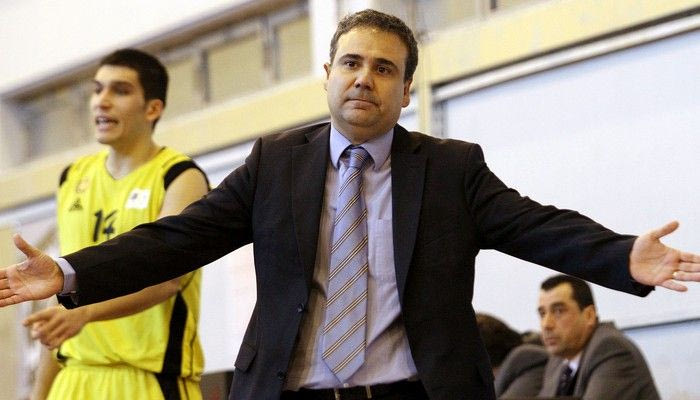 Φλεβαράκης: “Με καλύπτει ο πρόεδρος”. Μαρκόπουλος: “Εχω παράπονα”