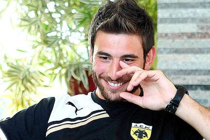 Μένει ο Καράμπελας: “Ελπίζω για πολλά χρόνια”