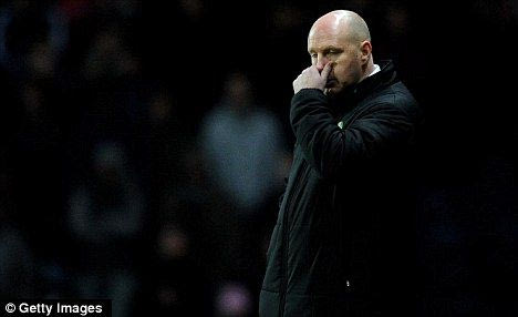 Ο Σάβατζ “ξεμπροστιάζει” τον Κιν