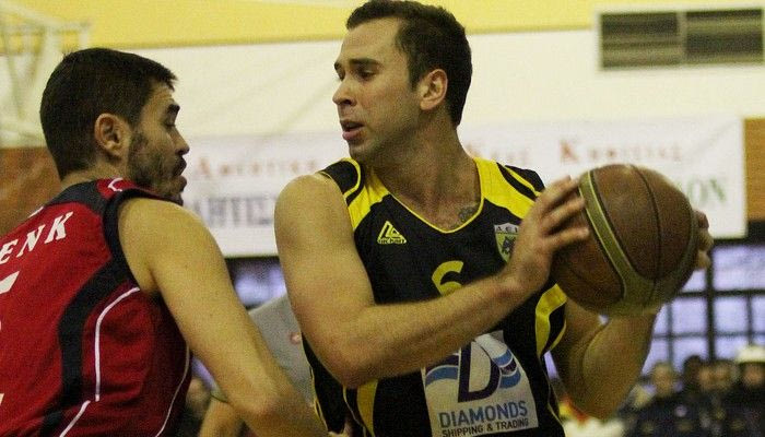 15η αγ.: Ένταση και εκκένωση στο ντέρμπι. Μισός… τίτλος για Ελευσίνα
