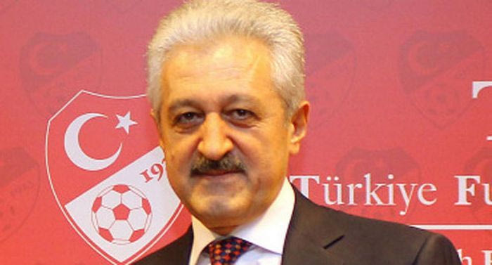 Παραιτήθηκε ο πρόεδρος της ποδοσφαιρικής ομοσπονδίας