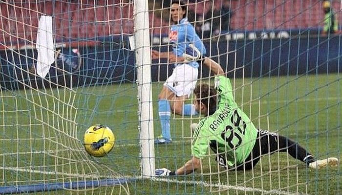 Φάση των 16: Δύσκολη πρόκριση για τη Νάπολι