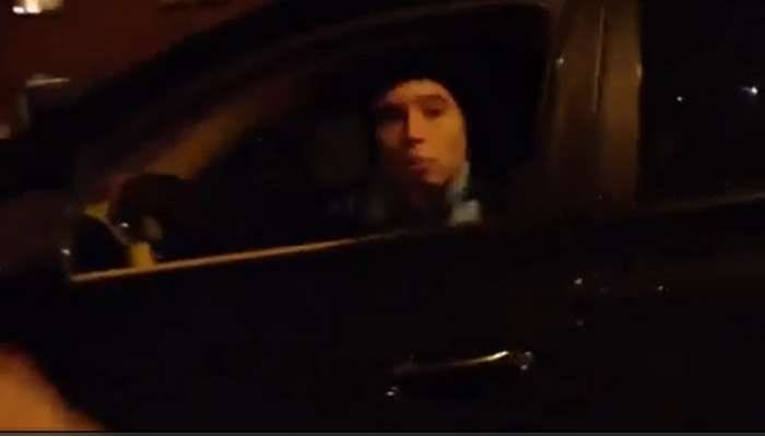 Εν κινήσει φραστική επίθεση οπαδών της Λίβερπουλ στον Νασρί