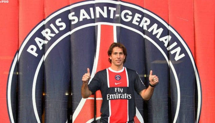 Και τυπικά στην Παρί ο Μάξγουελ