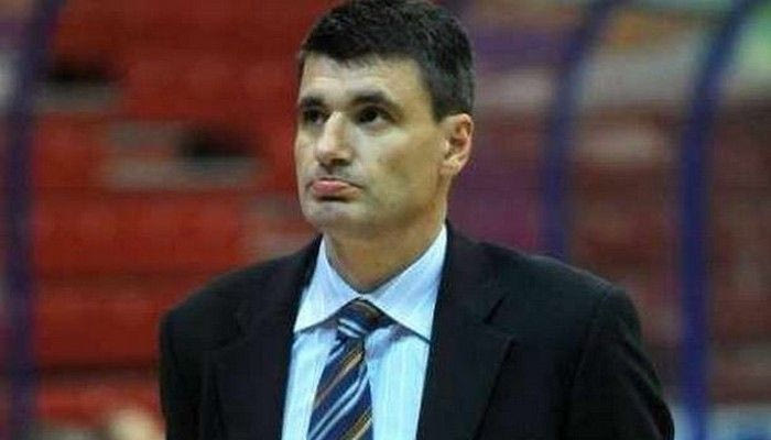 Aνανέωσε ο Περάσοβιτς