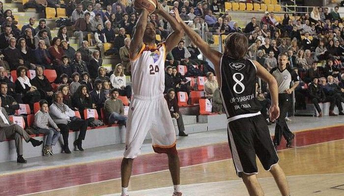 18η αγ.: Πέρασε από τη Ρώμη η Βίρτους Μπολόνια