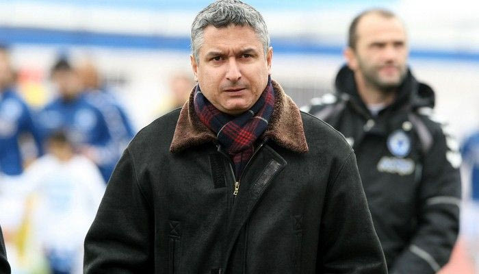 Eξαλλος