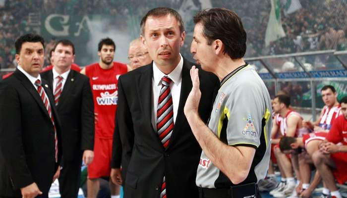 Την αυτοεξαίρεση του Τανατζή ζητά ο Ολυμπιακός