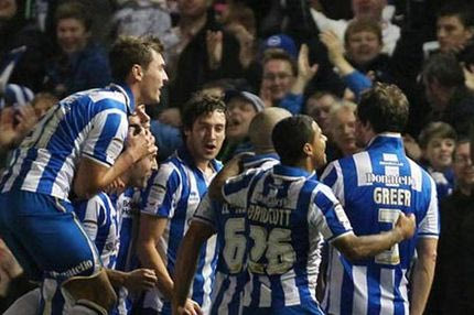 Χειροπέδες σε 6 παίκτες για σεξουαλική επίθεση