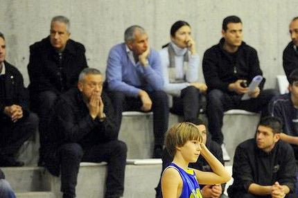 Ομπράντοβιτς υπό το βλέμμα του… Ομπράντοβιτς