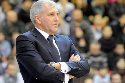 Oμπράντοβιτς…απόντος