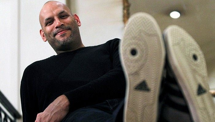 Αμίτσι: “Θέλεις να αποδείξεις ότι είσαι άντρας; Κοίτα πως συμπεριφέρεσαι στους γκέι”