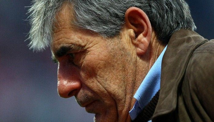 Θα συμβουλευτεί τον πνευματικό του ο Αναστασιάδης