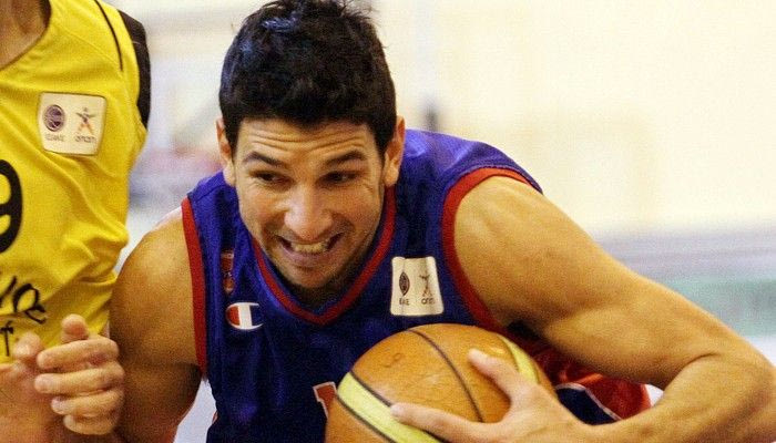 Εντατικές θεραπείες ο Μπατής