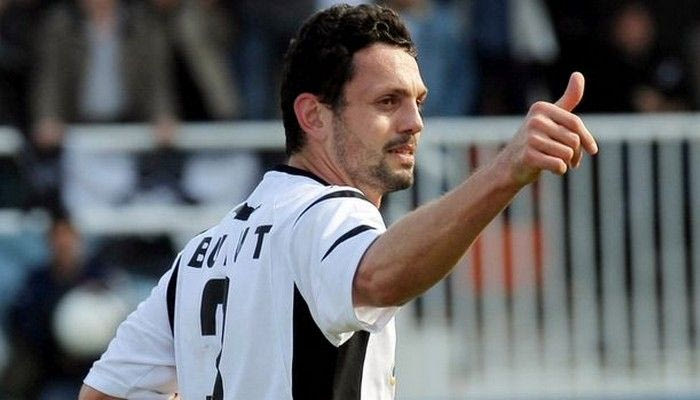 Υπέγραψε στη Βέροια ο Μπουλούτ