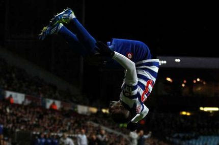 Μέλι στάζει ο Χιουζ για τον Σισέ