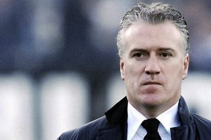 Τίτλοι τέλους και επίσημα με τον Ντεσάμπ