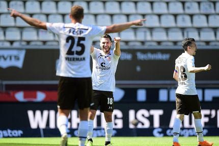 Ο Διαμαντάκος δεν μπορεί να σταματήσει να σκοράρει